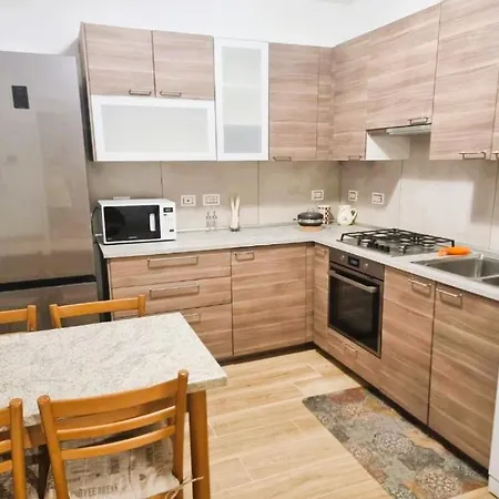 Queen Arena Concert Casalecchio Di Reno